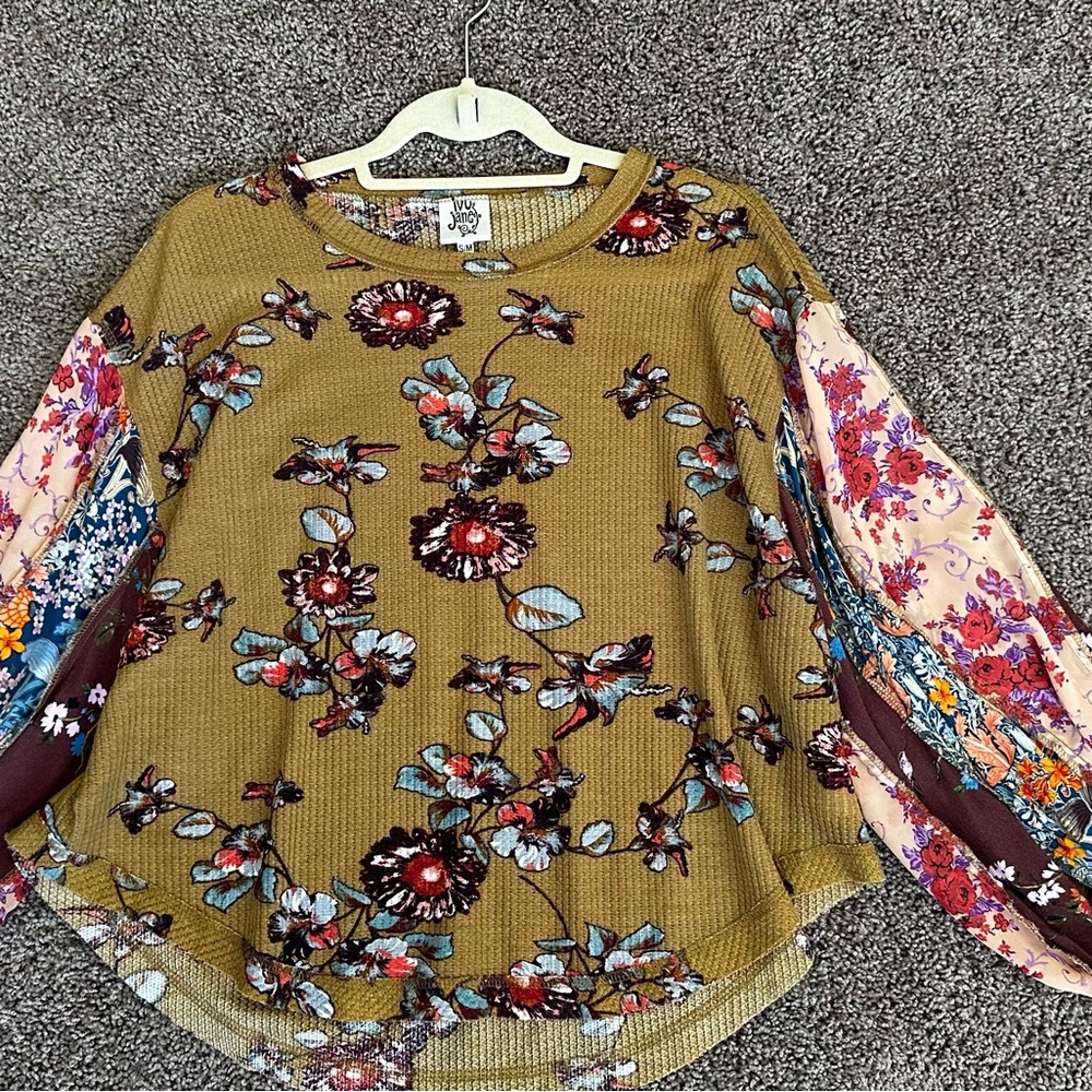 Oversized patchwork sleeve top
